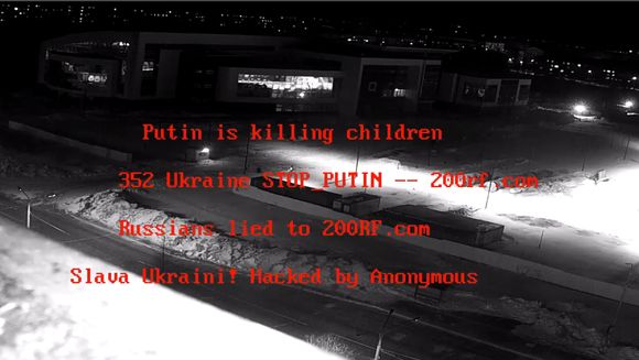 Videofeed med budskap fra Anonymous til vanlige russere om hva Putin driver med i Ukraina.