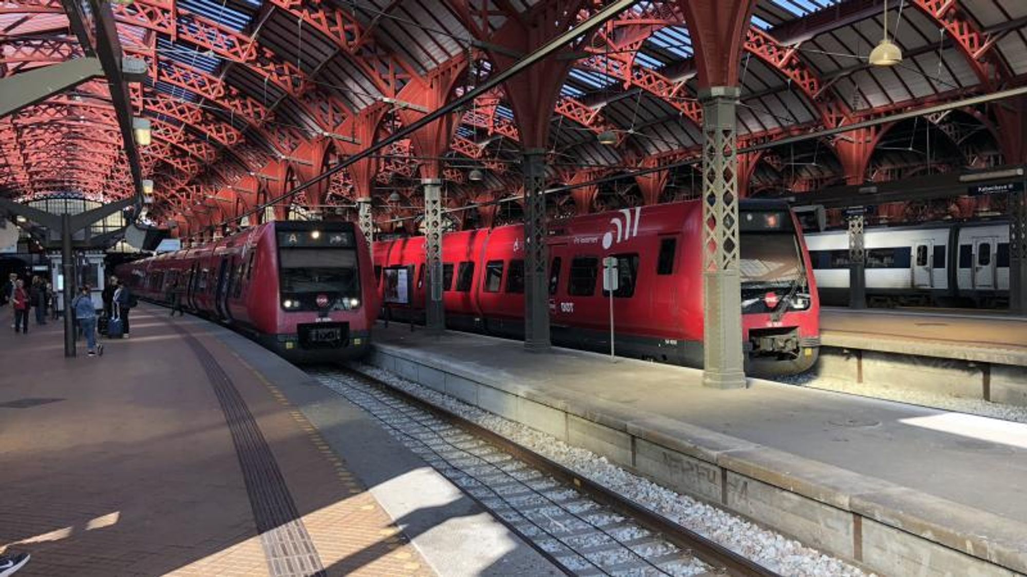 I dag er det 650 aksesspunkter langs S-tognettet i Hovedstadsregionen i Danmark.