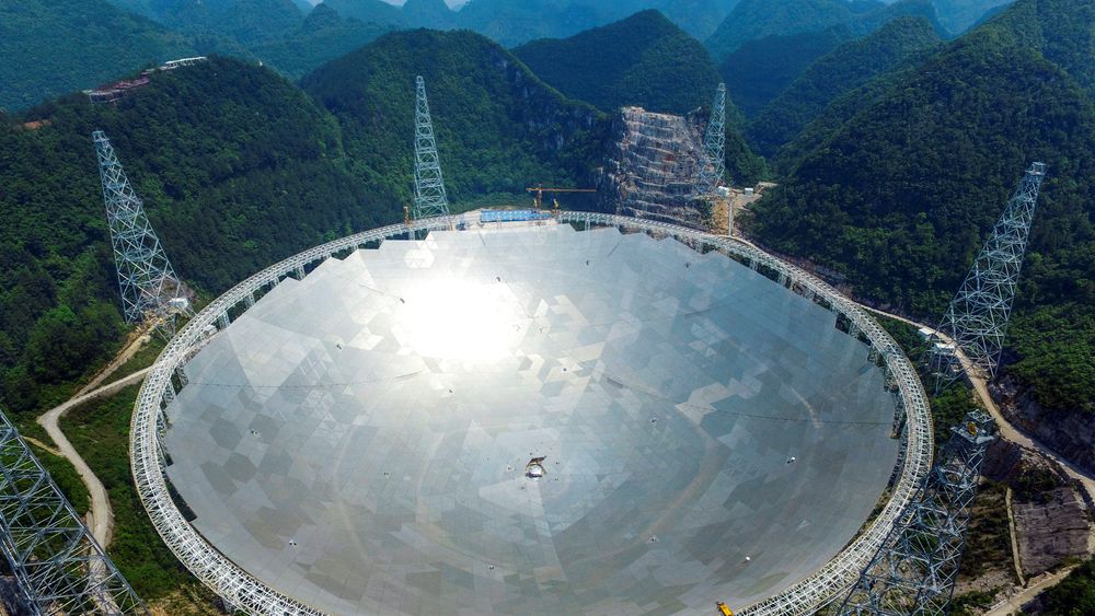 FAST-teleskopet i Kina kan bli stedet der mennesket gjør nok et forsøk på å kontakt med eventuelle vesener på andre planeter.