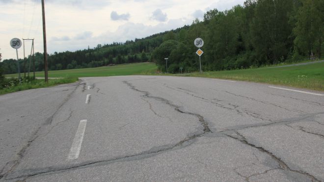 Toten-firma er billigst på å utbedre fylkesveier på Toten og Land