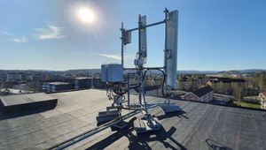 /2727/2727506/Telia%205G%20Lillestrom_basestasjon%20pa%20tak_Rooftop.300x170.jpg