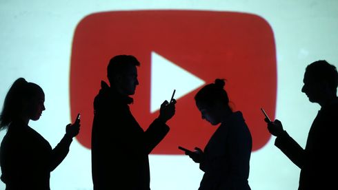 YouTube fjerner tusenvis av kanaler knyttet til Ukraina-krigen