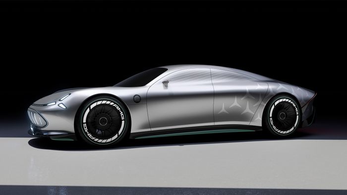 Vision AMG har futuristisk utseende, og vil neppe se helt slik ut når Mercedes viser frem en ferdig bil om noen år.