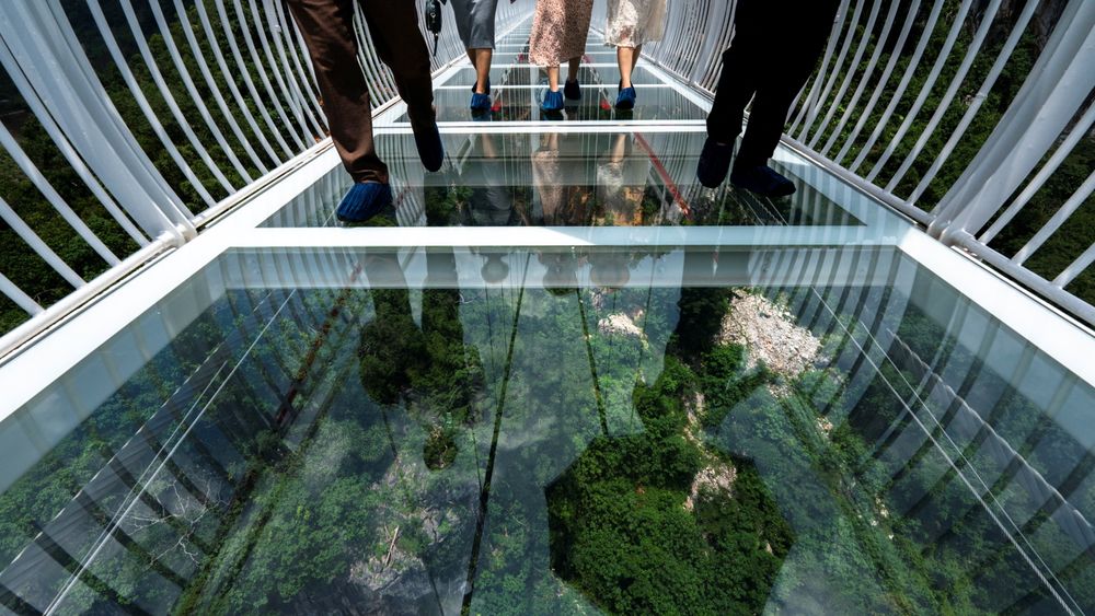 Fra brua kan man se 152 meter rett ned i regnskogen i Vietnam.