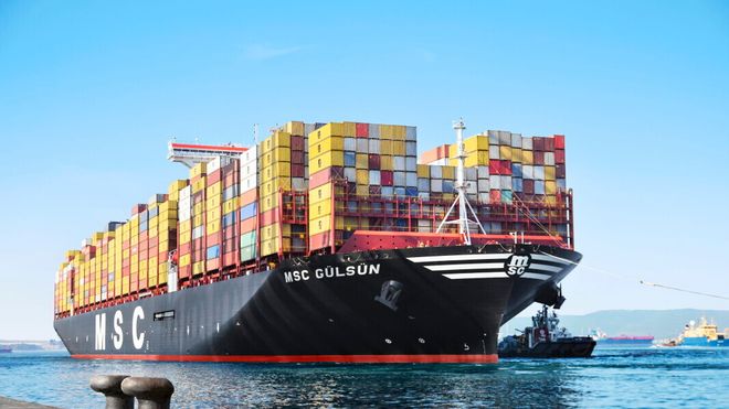 Sender 500 PC-er fra Horten: Kongsberg digitaliserer hele flåten til verdens største containerskips­rederi