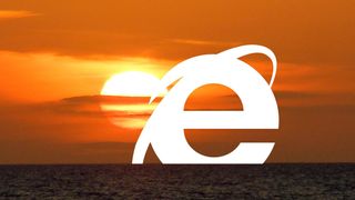 Internet Explorer-logoen går ned med solnedgangen.