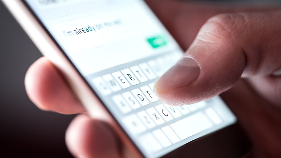 SMS-kampanjer kan bli en viktigere desinformasjonskanal etter at de sosiale mediene har blitt flinkere til å fjerne slikt innhold.