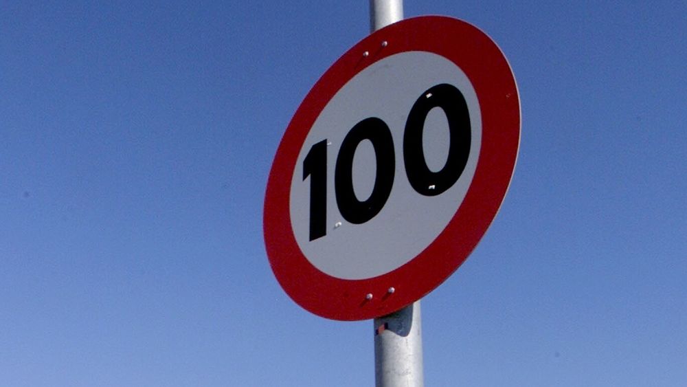 Vegdirektoratet har gitt klarsignal på fartsgrense 100 km/t, i stedet for 110 km/t, på strekningen E18 Arendal – Grimstad.