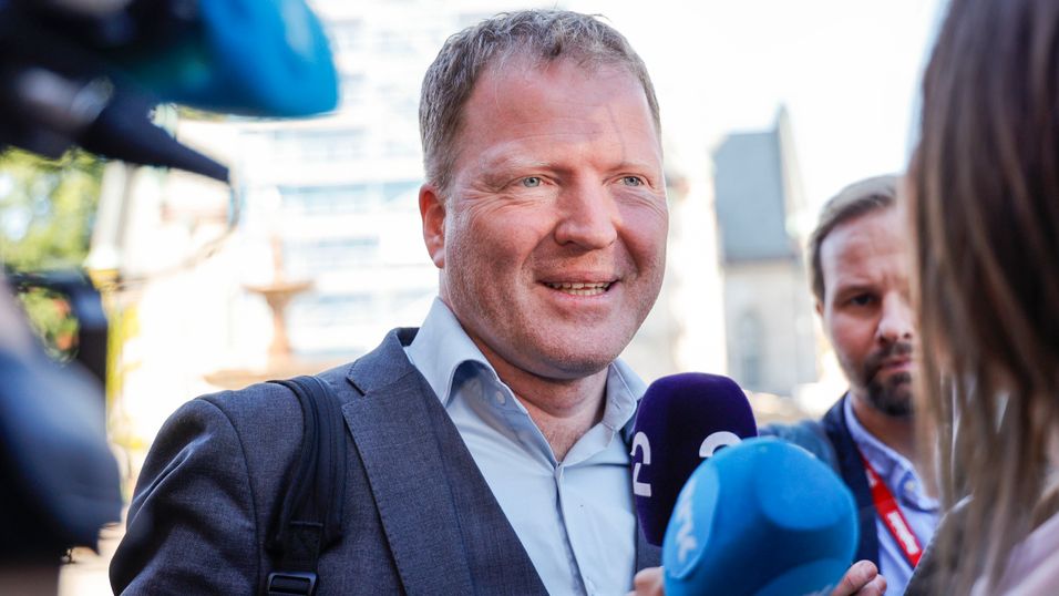 Kommunal- og distriktsminister Sigbjørn Gjelsvik opplyste tirsdag at det er bevilget 50 millioner kroner for å gjøre mobil- og bredbåndsnettet i Troms mindre sårbart. Bildet er tatt tidligere i år.