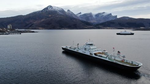 Fjord1 starter testing av el-ferger over Tysfjorden