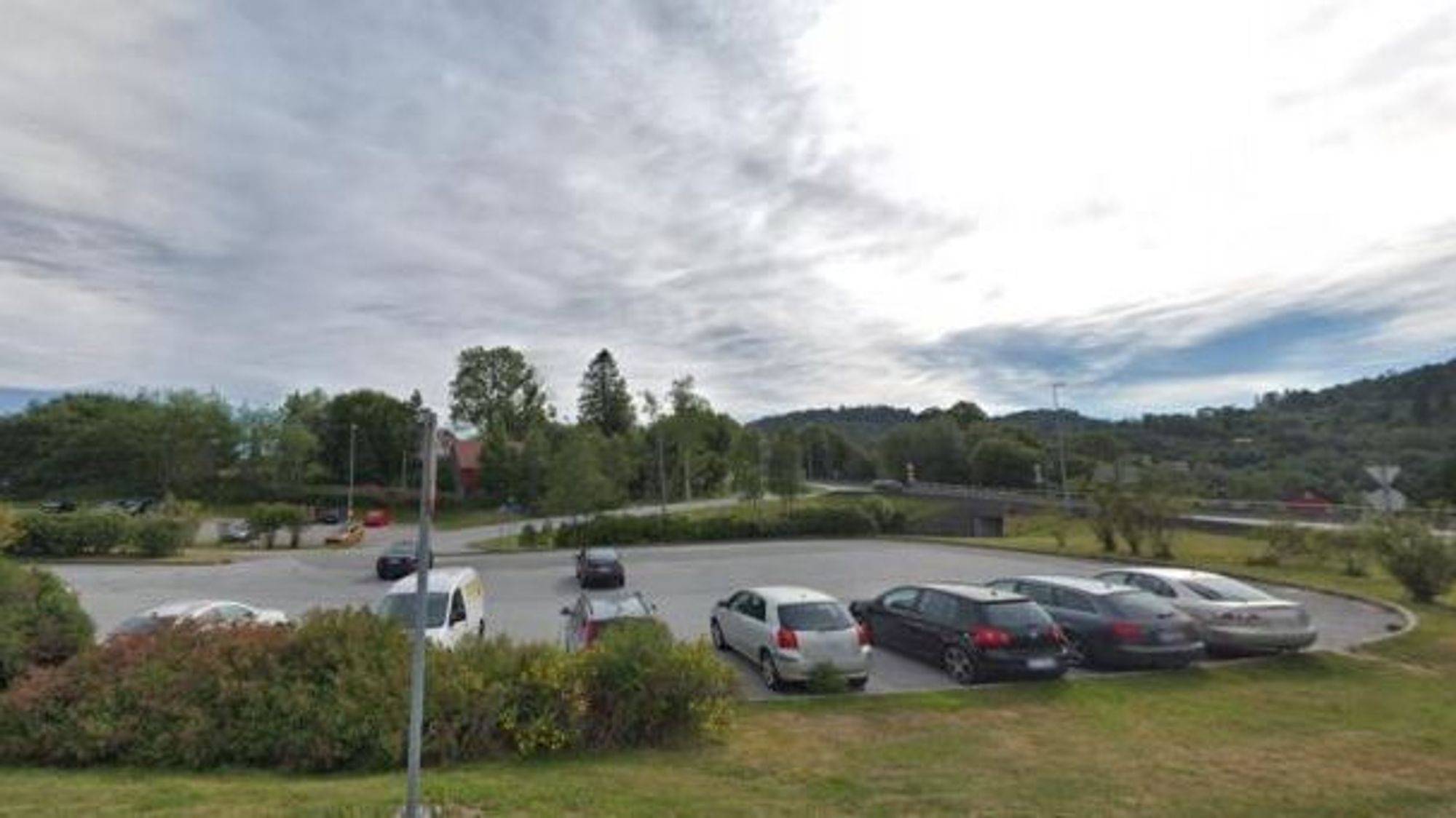 Ny kontrakt i Vestland: E39 skal få ny innfartsparkering ved Flatøy