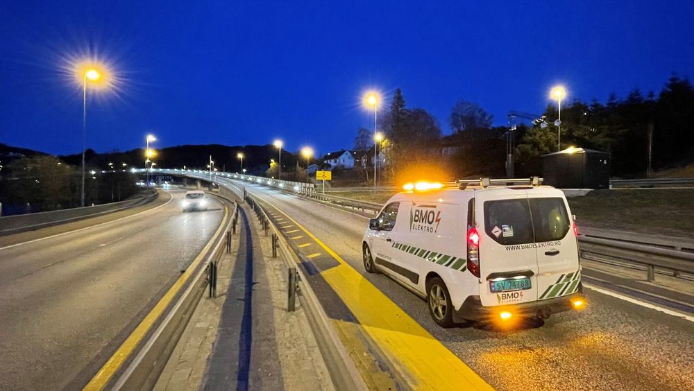 To nye elektrokontrakter for riksveier i sør-Norge