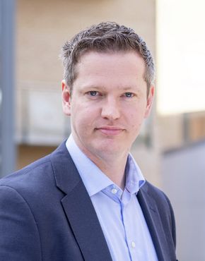 Andreas Veggeland er kommunikasjonssjef i Altibox.