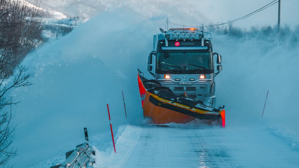 Nye driftskontrakter for fylkesveiene i Troms og Finnmark