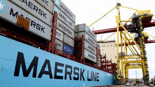 Danske Maersk satser på grønn metanol som framtidas nullutslippsdrivstoff.  Det er et blindspor, mener Michael Barnard. Containerfrakt vil imidlertid vokse