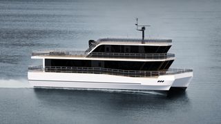 MS Bre - turstbåt og hurtigbåt. 24 meter lang, 130 passasjerer. Elektrisk drivlinje fra Brim Tech.  2x1000 kW motorer, girløse koblet direkte på propellaksling.  1,2 MWh batterier.