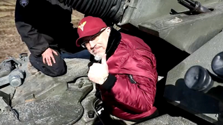Challenger 2 på plass i Ukraina: – En fornøyelse å prøve stridsvogna