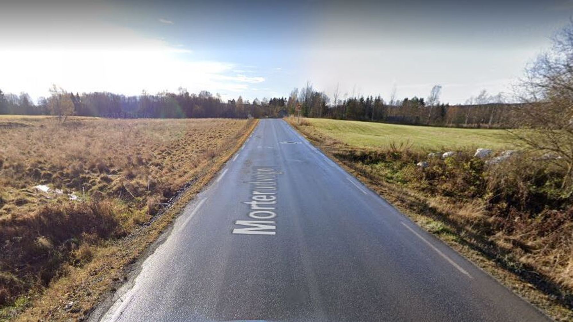 Fylkesvei 2378 rett nordøst for Reinsvoll på Toten.