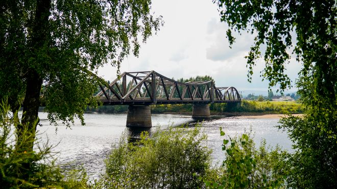Nå er det halv trafikk på Flisa bru - så lenge det ikke blåser for mye