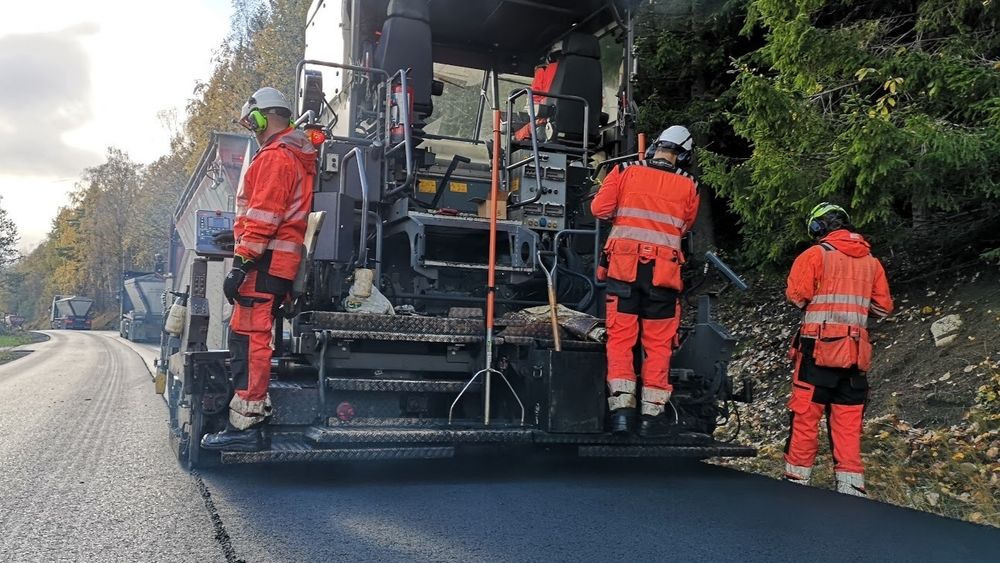 Fylkesveiene i Finnmark får 14.000 tonn asfalt i ny kontrakt