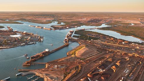 Port Hedland i Pilbara-regionen i Australia er verdens største bulkhavn, blant annet for jernmalm, litium og salt. Havnemyndighetene er positive til å være med på etablering av Grønne korridorer.