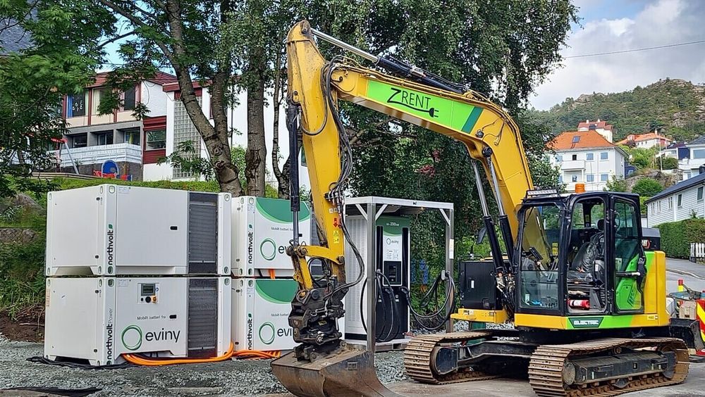 Pon Rental tilbyr igjennom sitt konsept Z-Rent elektriske gravemaskiner og hjullastere fra ulike merker som Caterpillar, Kubota, Giant og Wacker Neuson i sin utleieflåte.