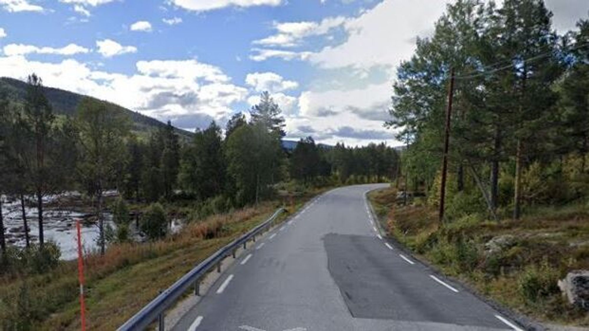 Parsell for parsell utbedres riksvei 9 gjennom Setesdal i retning mot Hovden. Denne gangen skal seks kilometer mellom Byklestøylane-Hoslemo utbedres til 7,5 meters veibredde.