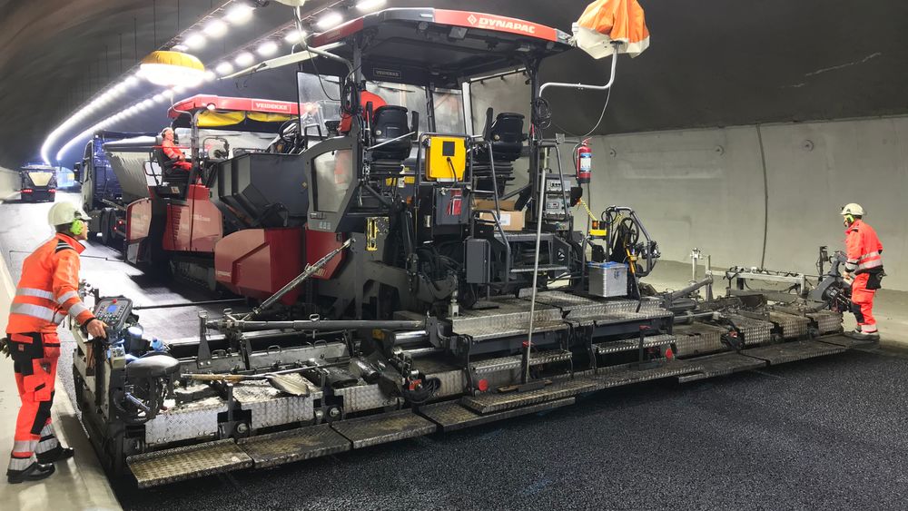 E18 i Vestfold får 8600 tonn med ny asfalt