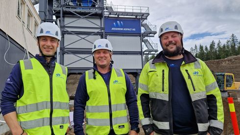 Kjører i gang Norges nyeste asfaltfabrikk på Jessheim