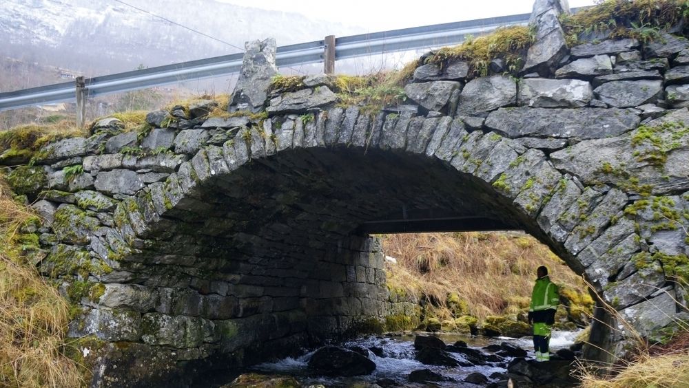 Kopebrua på fylkesveg 63 i Geiranger.