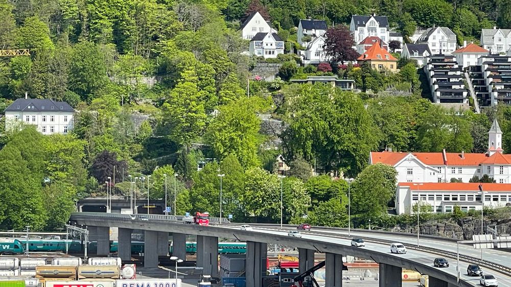 E39 Fløyfjelltunnelen søndre portal ved Nygårdstangen i Bergen.