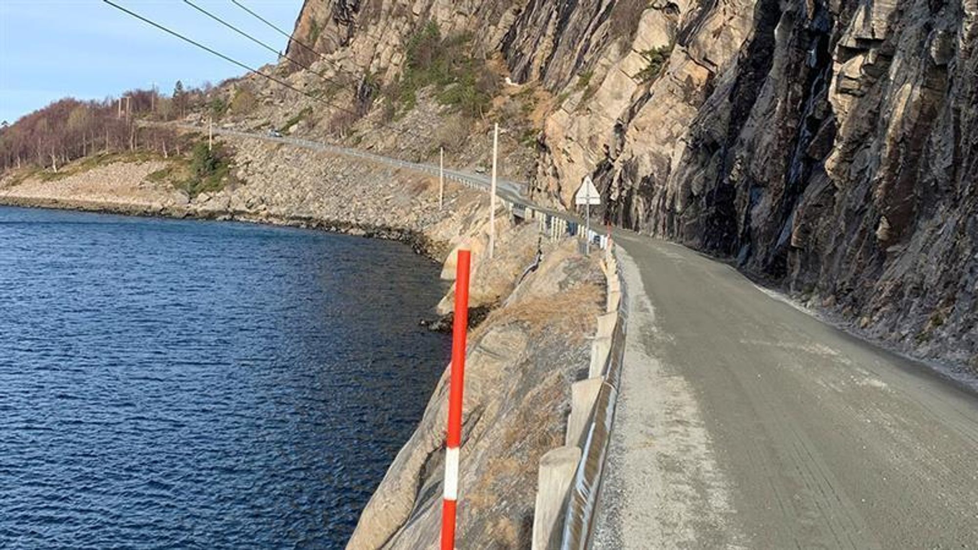 Deler av fylkesveg 6318 mot Harbak i Åfjord kommune skal oppgraderes.
