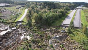 E6 ved Stenungsund i Sverige har vært stengt i begge retninger etter skredet som gikk natt til lørdag 23. september.