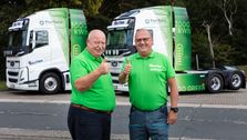 Verdens første elektriske lastebiler med 1000 kWh batterier til Norge