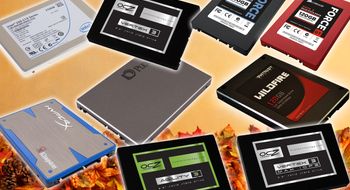 Ni SSD-er på testbenken